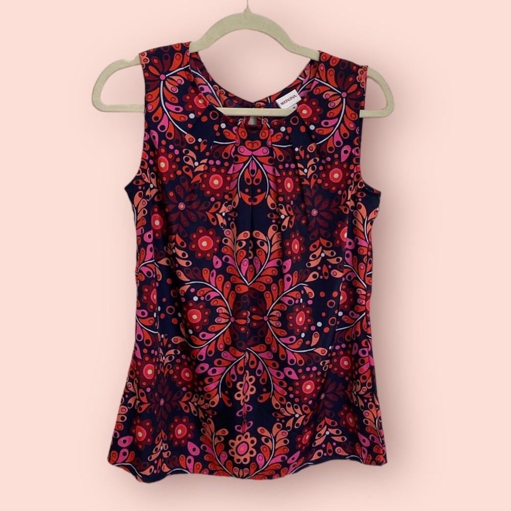 Groovy, retro vibe tank Women’s Small with paisley print